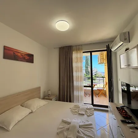 Horizon 7 'а' Apartamento *